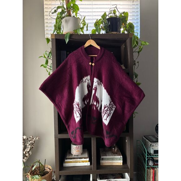 One Of A Kind Burgundy & White Alpaca Poncho Cape Sweater One Size - Picture 2 of 6